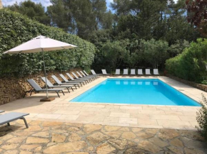 Family Apartment, 2-8 People, In Provence Mas 16th Cent, Pool, Garden, Parking